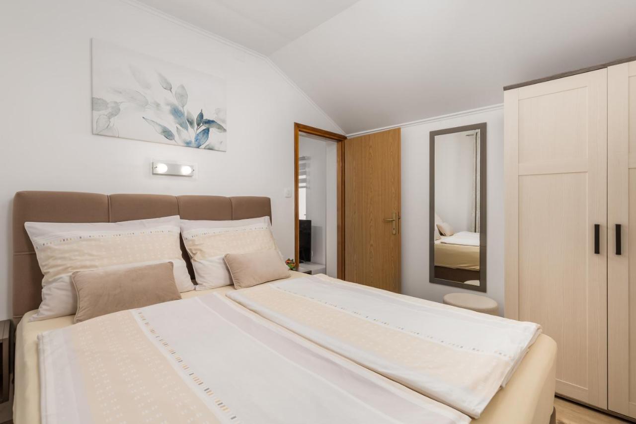 Guest House Deskovic Moscenicka Draga Room photo